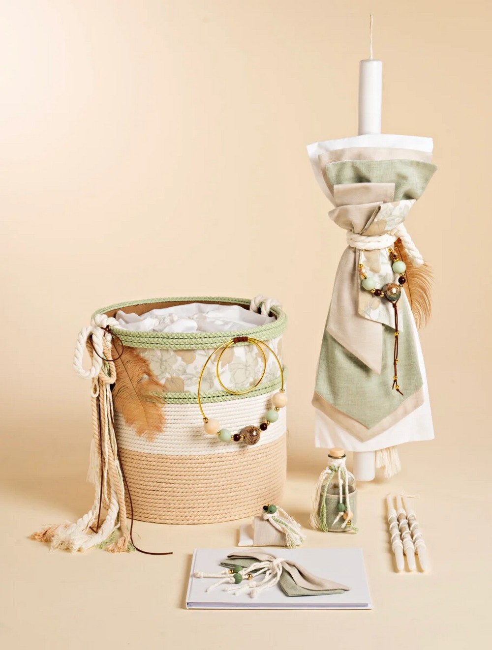 Σετ βάπτισης με Ξύλινο Καλάθι Babybloom K26.52